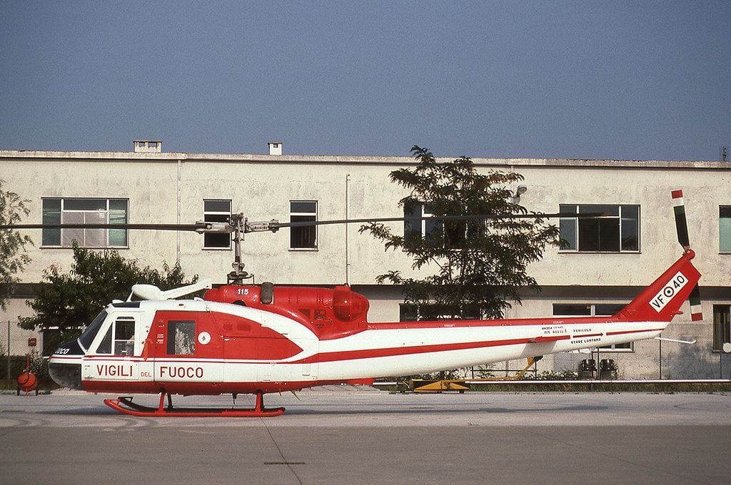 Ab 204 elicottero vvf